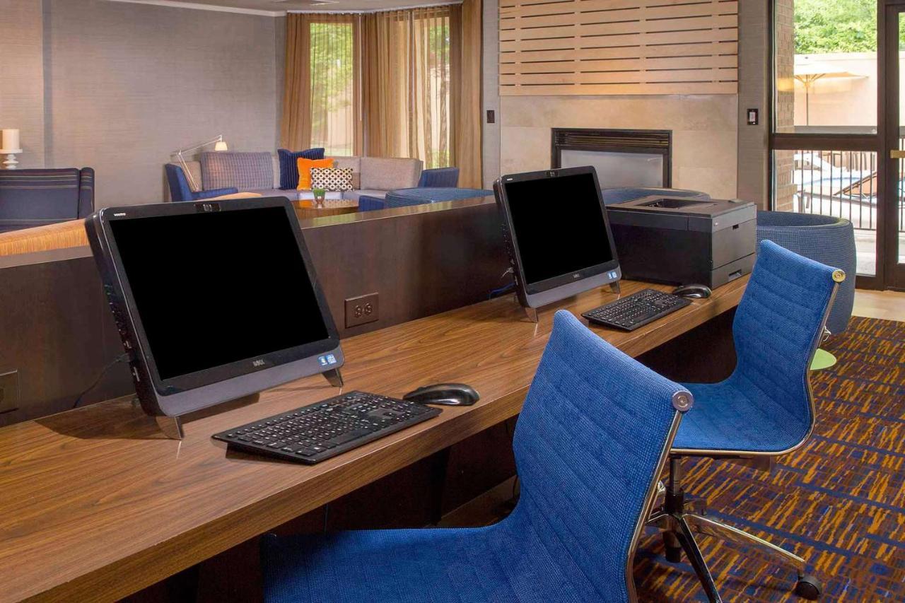 Hotel Sonesta Select Durham Research Triangle Park Esterno foto