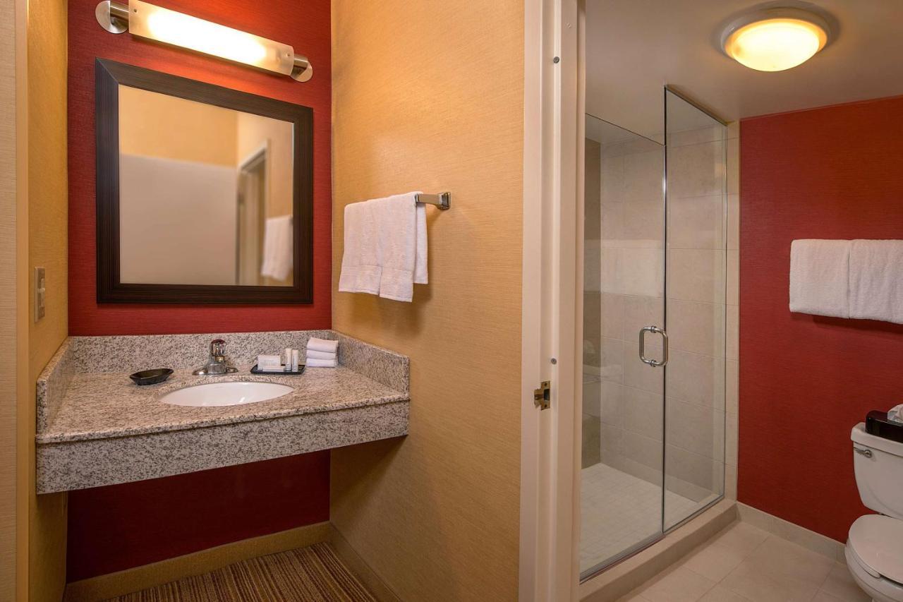 Hotel Sonesta Select Durham Research Triangle Park Esterno foto